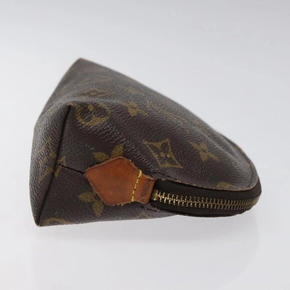 LOUIS VUITTON Monogram Pochette Cosmetic PM Pouch - Picture 4 of 16